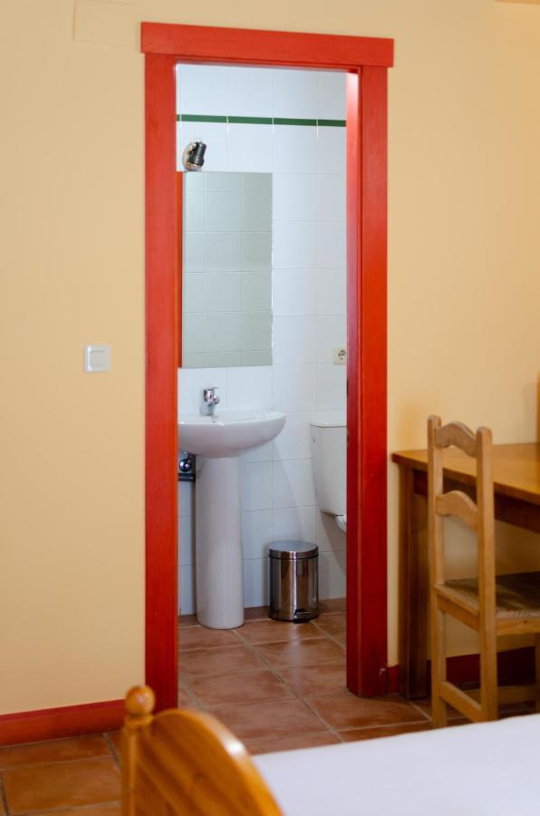 Albergue El Pajar De Ages - Exclusivo Para Peregrinos - Exclusive For Pilgrims Eksteriør bilde