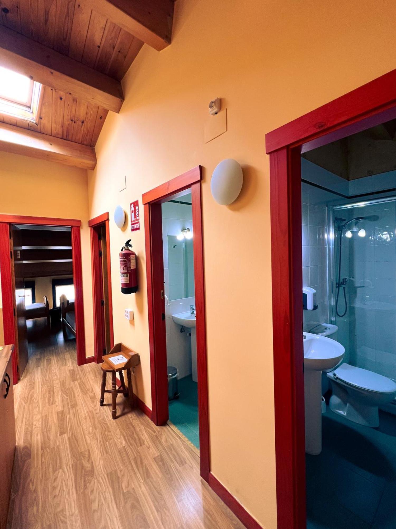 Albergue El Pajar De Ages - Exclusivo Para Peregrinos - Exclusive For Pilgrims Eksteriør bilde